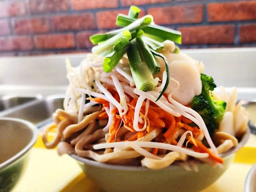 Sum's Mongolian Bar-Bq Restaurant photo 2